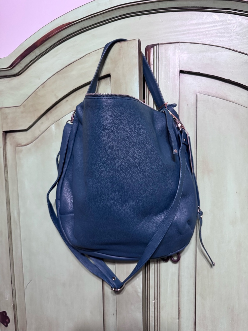 Women's Navy Leather Shoulder Bag - Versatile Everyday Tote